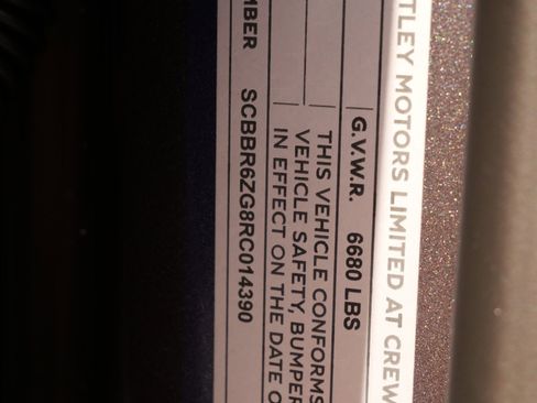 Used 2024 Bentley Flying Spur Azure image 29