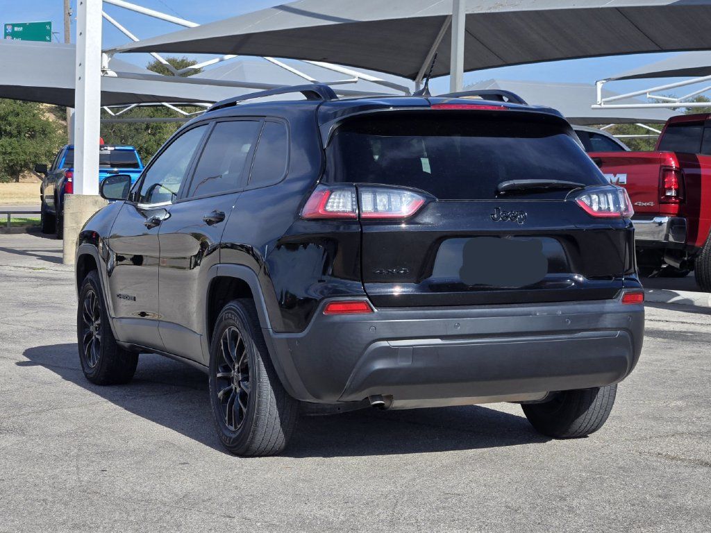 Used 2023 Jeep Cherokee Altitude Lux AWD/4WD image 5
