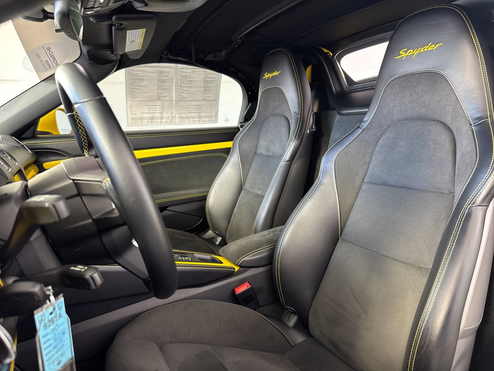 Certified 2022 Porsche 718 Boxster Spyder RWD image 5