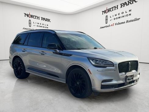 Used 2024 Lincoln Aviator Reserve w/ Jet Package RWD image 7