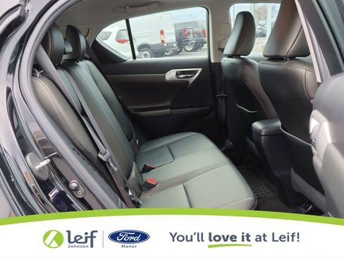 Used 2013 Lexus CT 200h image 29