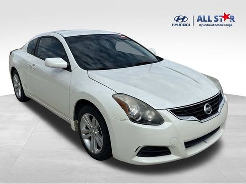 Used 2013 Nissan Altima 2.5 S image 1