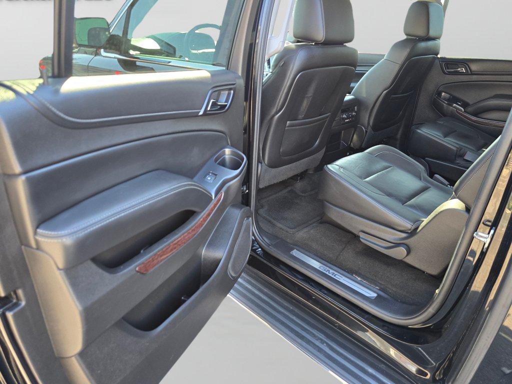 Used 2015 GMC Yukon XL SLT w/ Open Road Package AWD/4WD image 26