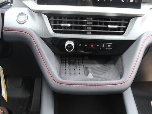 New 2025 Ford Explorer ST-Line w/ Premium Package image 22