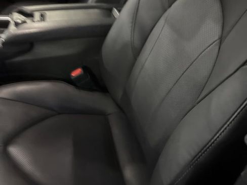 Used 2024 Toyota Grand Highlander Platinum image 4