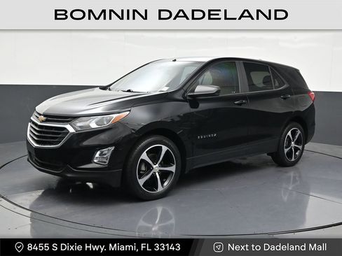 Used 2021 Chevrolet Equinox LS image 1