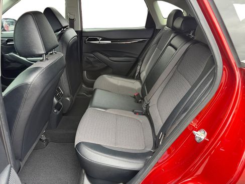 Used 2023 Kia Seltos S w/ Navigation Package FWD image 16