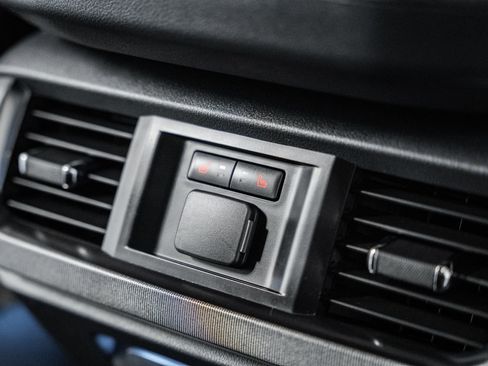 Used 2023 Ford F150 Platinum w/ Max Trailer Tow Package image 46