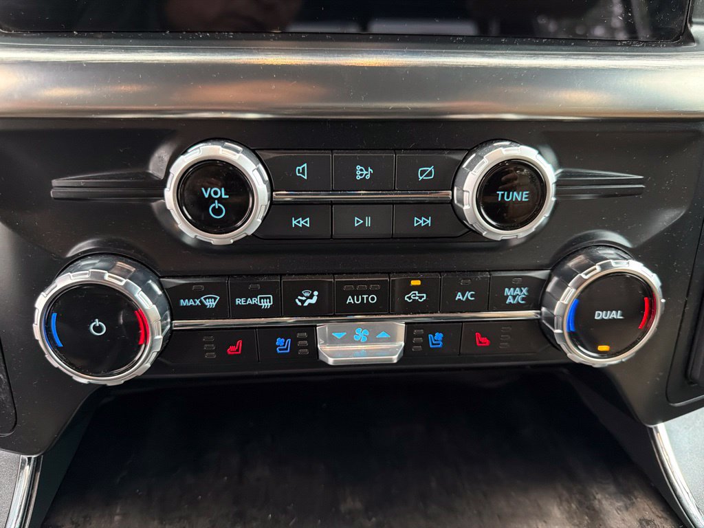 Used 2023 Ford F150 Lariat AWD/4WD image 32