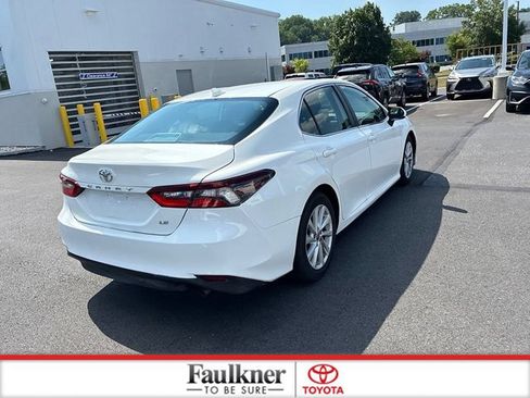 Used 2022 Toyota Camry LE FWD image 9
