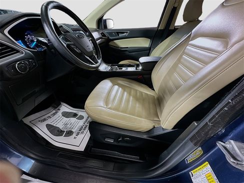 Used 2019 Ford Edge SEL w/ Equipment Group 201A image 23