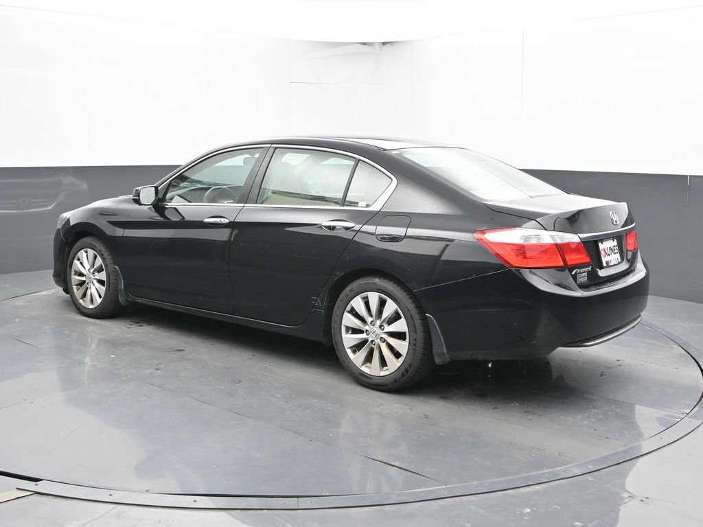 Used 2015 Honda Accord EX image 9