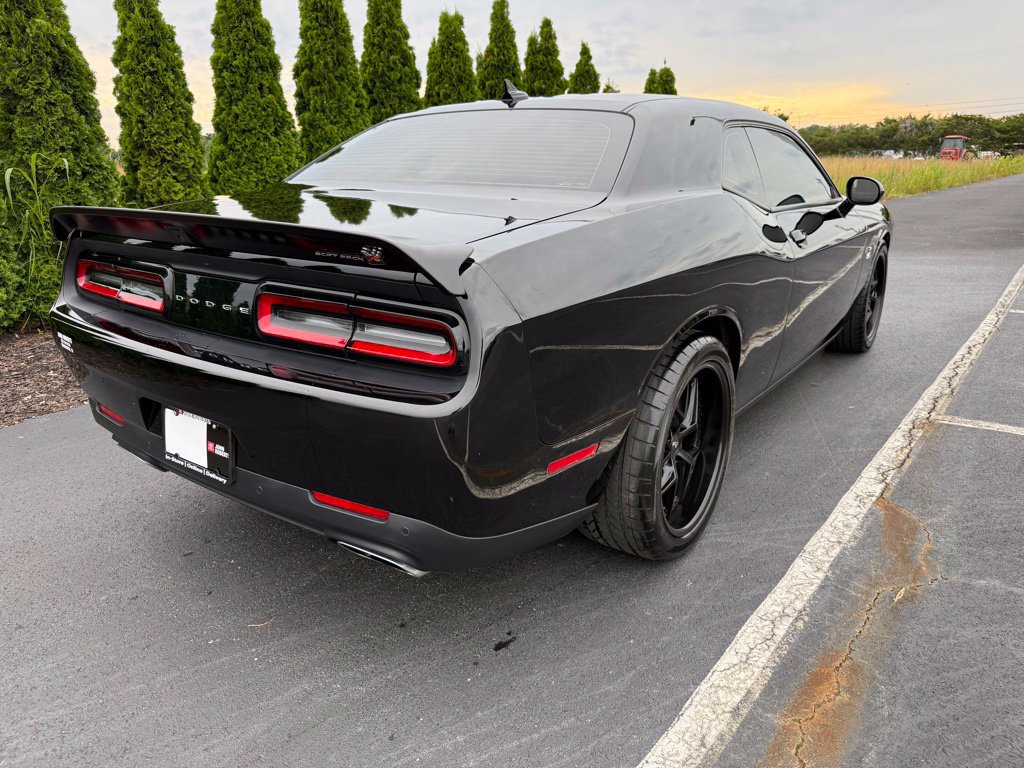Used 2021 Dodge Challenger R/T Scat Pack RWD image 2