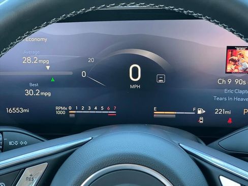 Certified 2025 Buick Envision Sport Touring image 8