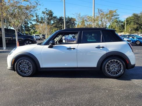 New 2026 MINI Cooper 4-Door Hardtop FWD image 4