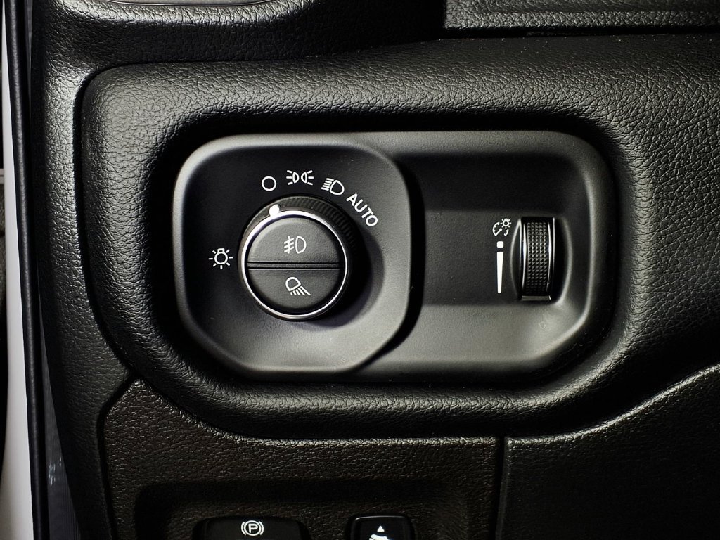 Used 2022 RAM 1500 Lone Star RWD image 24