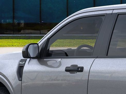 New 2025 Ford Maverick XLT w/ XLT Luxury Package image 21