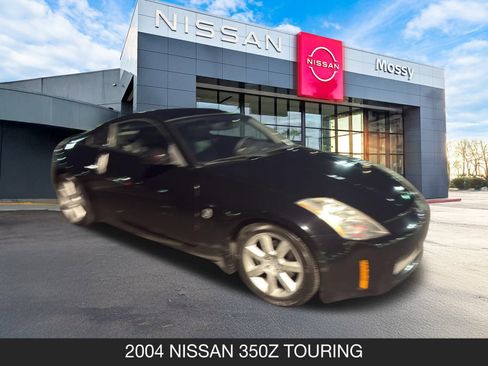 Used 2004 Nissan 350Z Touring w/ Aerodynamics Pkg image 4