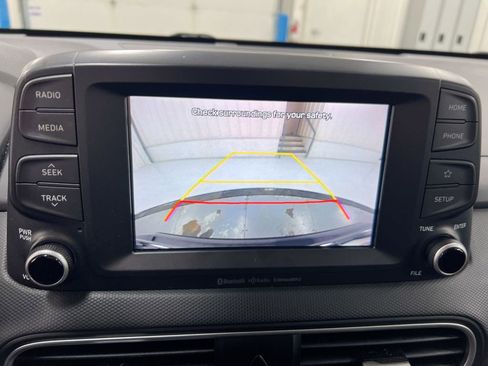 Used 2018 Hyundai Kona SEL image 15