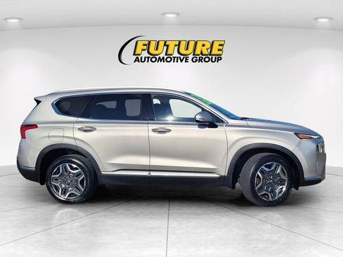 Used 2022 Hyundai Santa Fe SEL Convenience image 3