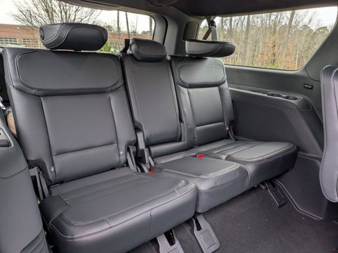 New 2025 Ford Expedition Max Platinum w/ Stealth Performance Package image 35