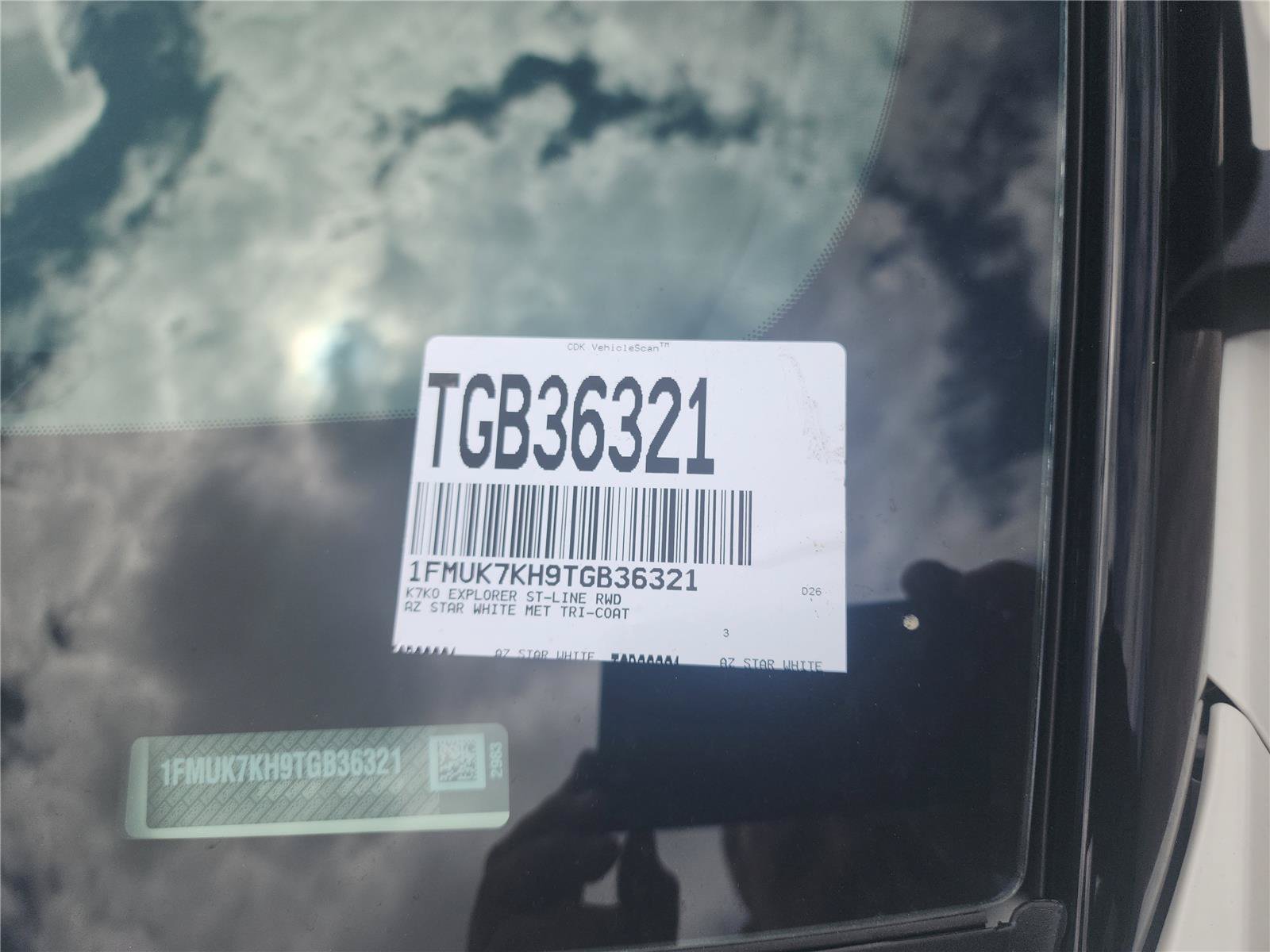 New 2026 Ford Explorer ST-Line w/ ST-Line Street Pack RWD image 11