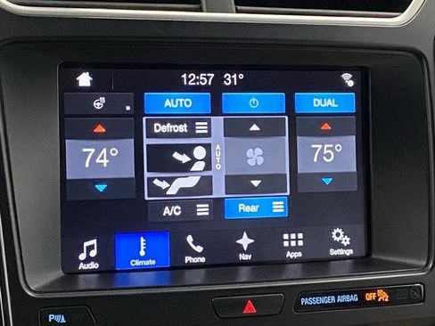 Used 2017 Ford Explorer XLT w/ Equipment Group 202A image 19