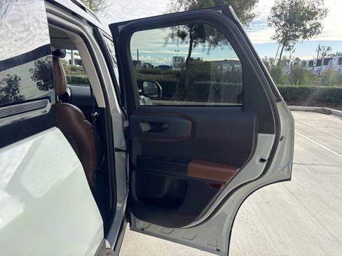 Used 2021 Ford Bronco Sport Outer Banks image 13