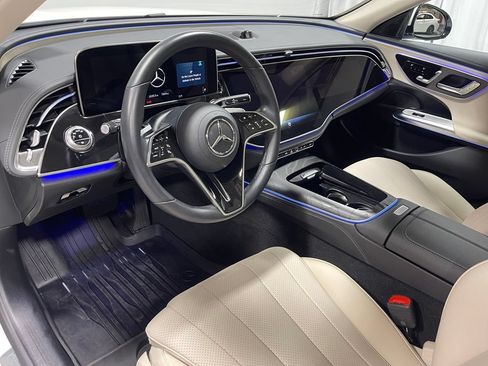 Used 2026 Mercedes-Benz E 350 4MATIC Sedan image 20