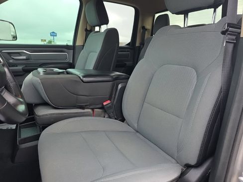 Used 2019 RAM 1500 Big Horn AWD/4WD image 16