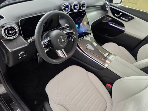 New 2026 Mercedes-Benz GLC 300 image 7