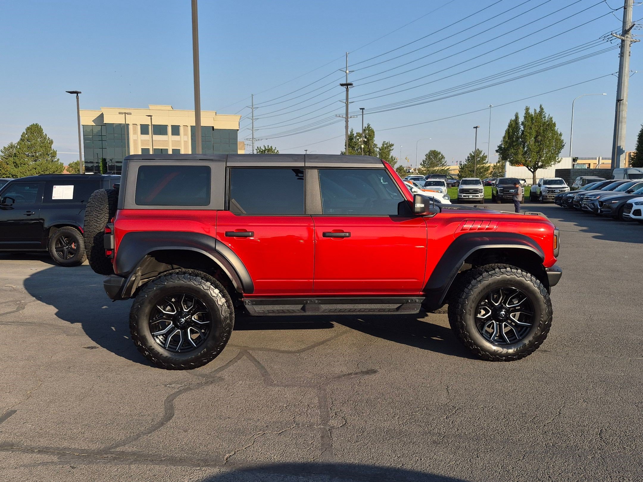 Used 2023 Ford Bronco Raptor AWD/4WD image 2