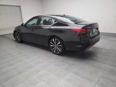 Used 2022 Nissan Altima 2.5 SR image 3