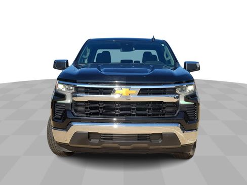 Used 2025 Chevrolet Silverado 1500 LT RWD image 3