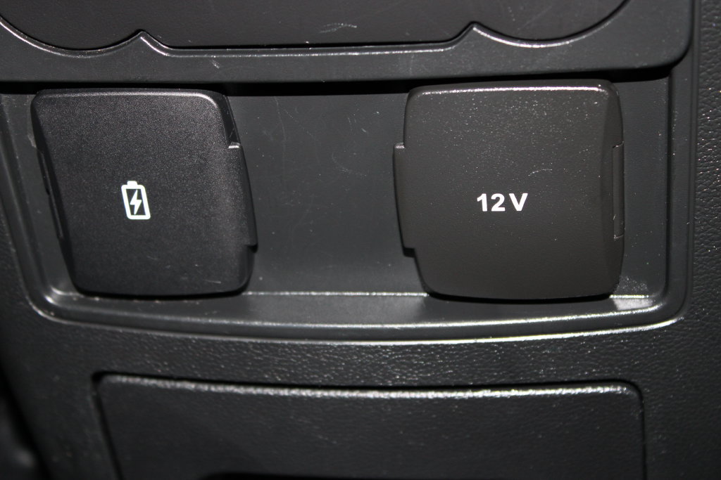 Used 2023 Ford Explorer XLT w/ Equipment Group 202A AWD/4WD image 35