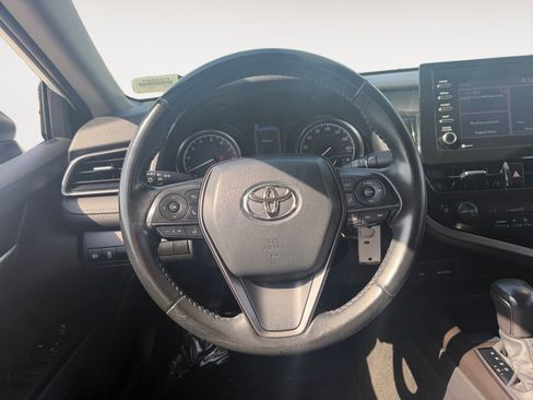 Certified 2022 Toyota Camry SE w/ Carpet Mat Package (TMS) FWD image 12