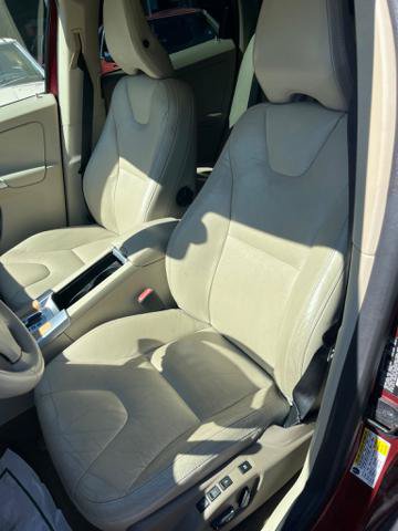 Used 2010 Volvo XC60 T6 AWD/4WD image 12