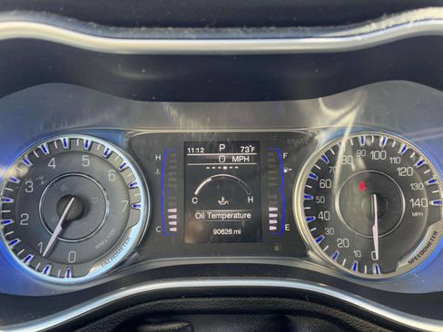 Used 2015 Chrysler 200 Limited image 26