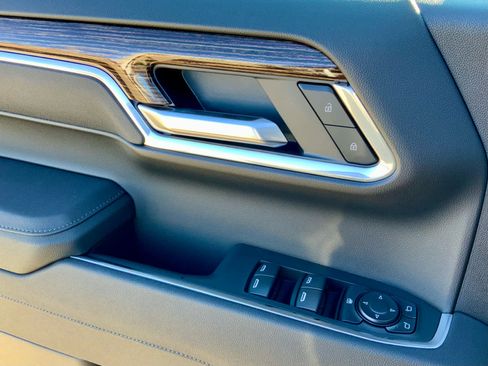 New 2026 GMC Sierra 1500 Elevation image 51