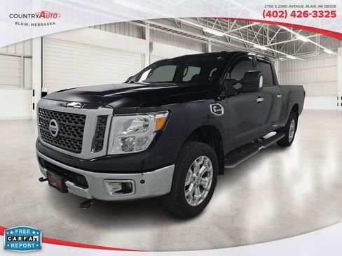 Used 2016 Nissan Titan SV image 1