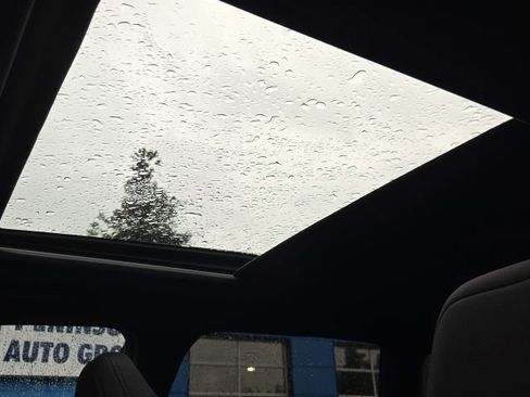 New 2025 Subaru Forester Premium image 17