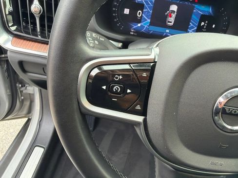 Used 2025 Volvo V60 B5 Cross Country Plus AWD/4WD image 19