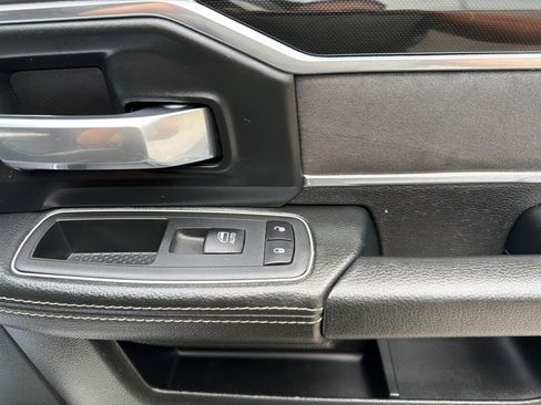 Used 2019 RAM 2500 Laramie w/ Night Edition AWD/4WD image 17
