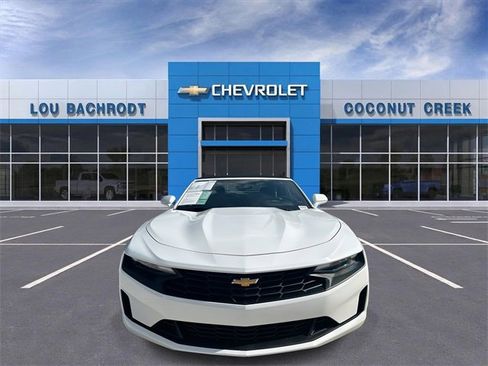 Used 2023 Chevrolet Camaro LT image 3