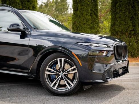 Used 2023 BMW X7 xDrive40i w/ Executive Package AWD/4WD image 7