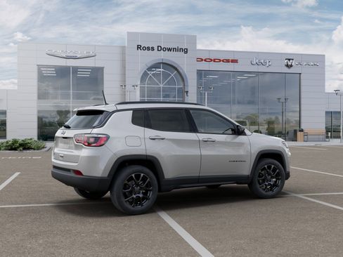 New 2026 Jeep Compass Latitude image 4