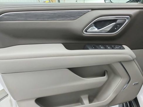 Used 2022 GMC Yukon SLT w/ SLT Luxury Package RWD image 39