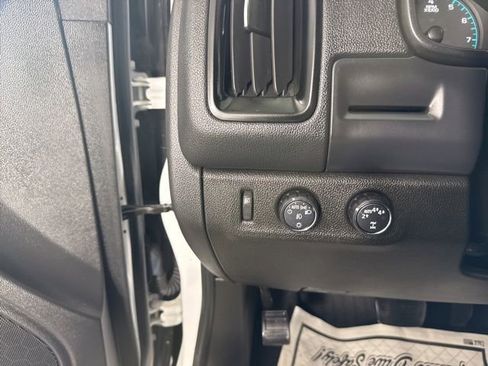 Used 2021 Chevrolet Colorado LT w/ LT Convenience Package image 30