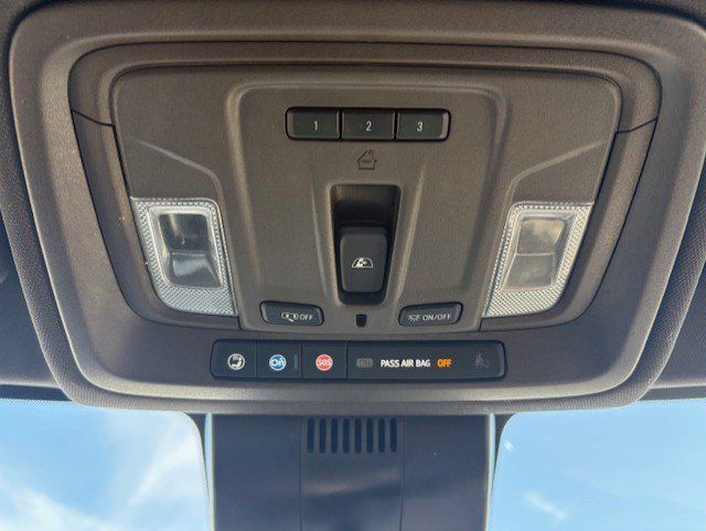 Used 2024 Chevrolet Silverado 2500 LTZ w/ LTZ Convenience Package AWD/4WD image 20