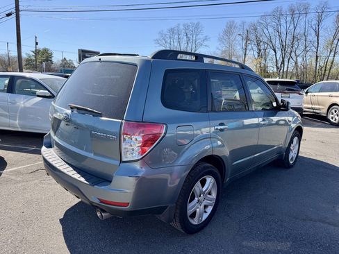 Used 2010 Subaru Forester 2.5X Premium image 4